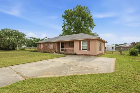 Exterior - 50 Gray Fox Ct, Sumter, SC 29154 photo 2 of 7