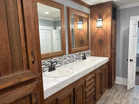 Bath - 44 Alice Dr, Sumter, SC 29150 photo 3 of 4