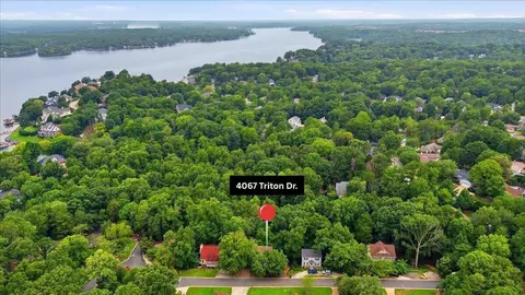 View/Area - 4067 Triton Dr, Tega Cay, SC 29708 photo 2 of 13