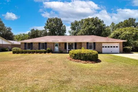 Exterior - 2302 Gingko Dr, Sumter, SC 29150 photo 5 of 7