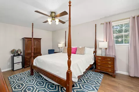 Bedroom - 2302 Gingko Dr, Sumter, SC 29150 photo 2 of 5