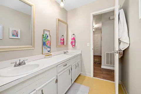 Bath - 2302 Gingko Dr, Sumter, SC 29150 photo 3 of 4