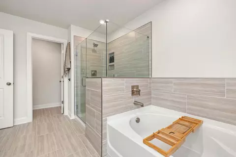 Bath - 3350 Lespedeza Ct, Sumter, SC 29150 photo 4 of 7