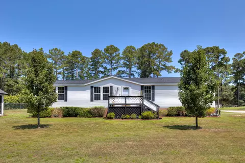 1246 Little John Rd, Manning, SC 29102