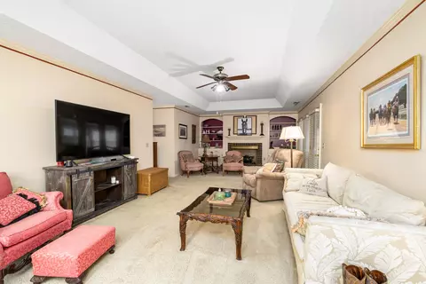 Living - 2202 Graystone Dr, Sumter, SC 29150 photo 1 of 2