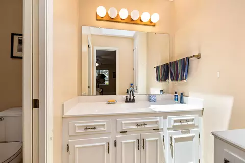 Bath - 2202 Graystone Dr, Sumter, SC 29150 photo 3 of 4