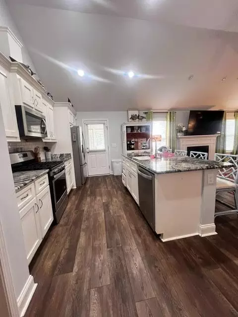 Kitchen - 3649 Cox Rd, Sumter, SC 29154 photo 2 of 5