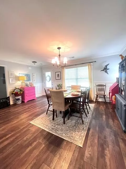 Dining - 3649 Cox Rd, Sumter, SC 29154 photo 2 of 2