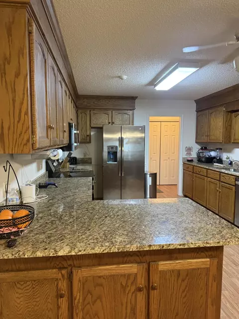 Kitchen - 14 Radcliff Dr, Sumter, SC 29150 photo 2 of 2