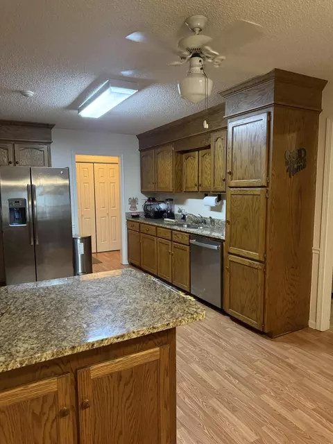 Kitchen - 14 Radcliff Dr, Sumter, SC 29150 photo 1 of 2