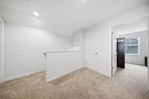 Entry Way - 209 Masters Dr, Sumter, SC 29154 photo 7 of 7