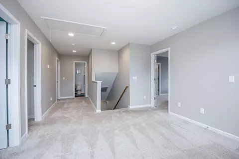 Entry Way - 3170 Matthews Dr, Sumter, SC 29154 photo 6 of 6