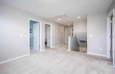 Entry Way - 3170 Matthews Dr, Sumter, SC 29154 photo 5 of 6