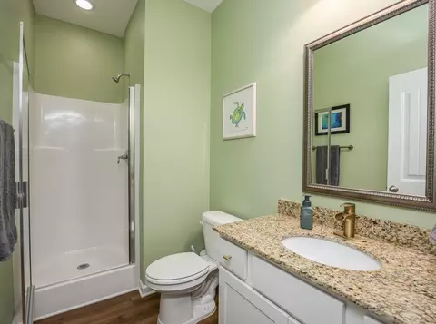 Bath - 3170 Matthews Dr, Sumter, SC 29154 photo 1 of 8