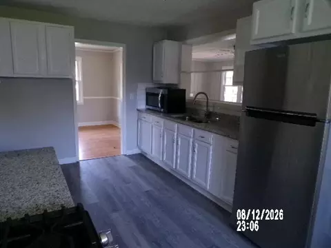 716 Cardinal St, Sumter, SC 29150 photo 3