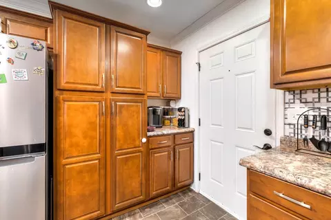Kitchen - 328 Stuckey St, Sumter, SC 29150 photo 5 of 6
