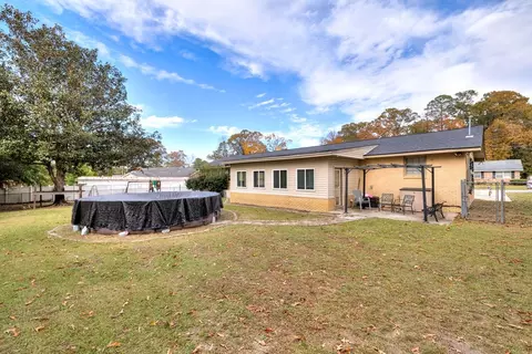 Exterior - 328 Stuckey St, Sumter, SC 29150 photo 6 of 8