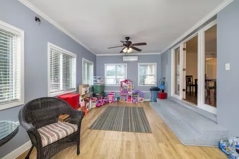 Exterior - 328 Stuckey St, Sumter, SC 29150 photo 2 of 8