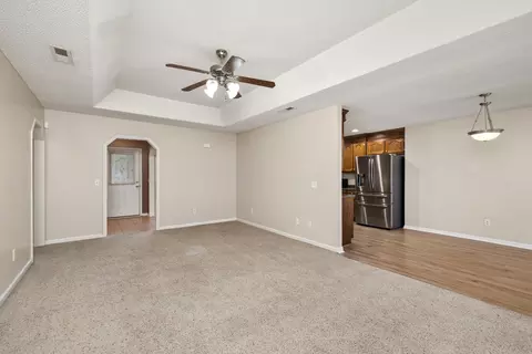 Living - 70 Senate Ln, Sumter, SC 29154 photo 1 of 2