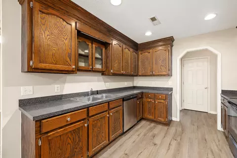 Kitchen - 70 Senate Ln, Sumter, SC 29154 photo 1 of 2