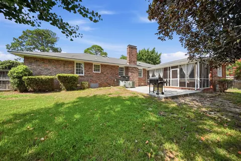 Exterior - 20 Snowden St, Sumter, SC 29150 photo 5 of 7