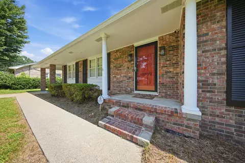 Exterior - 20 Snowden St, Sumter, SC 29150 photo 2 of 7