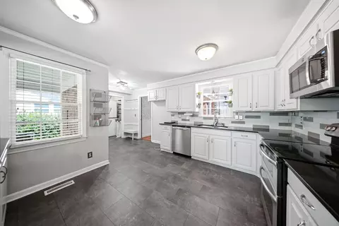 Kitchen - 20 Snowden St, Sumter, SC 29150 photo 2 of 3