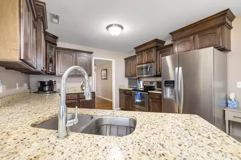 Kitchen - 1855 Duke Dr, Sumter, SC 29153 photo 2 of 3