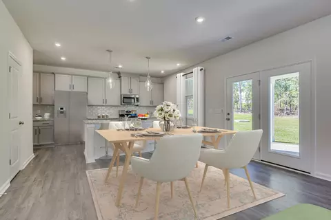 Dining - 3220 Zeppelin Ln, Sumter, SC 29154 photo 1 of 4