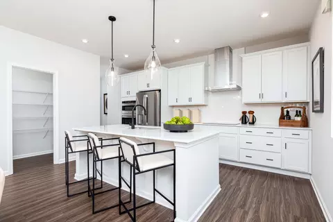 Kitchen - 3220 Zeppelin Ln, Sumter, SC 29154 photo 7 of 11