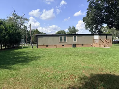 Exterior - 1739 Clover St, Sumter, SC 29154 photo 2 of 2