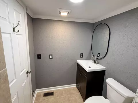 Bath - 1739 Clover St, Sumter, SC 29154 photo 1 of 3