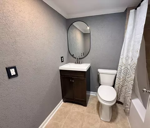 Bath - 1739 Clover St, Sumter, SC 29154 photo 2 of 3