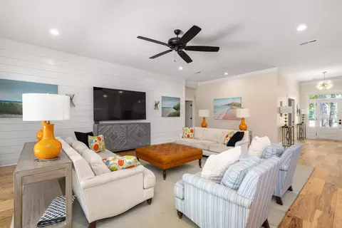Living - 3055 Lowerlake Dr, Sumter, SC 29150 photo 4 of 6