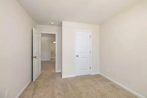 Bedroom - 905 Mccathern Ave, Sumter, SC 29154 photo 6 of 9