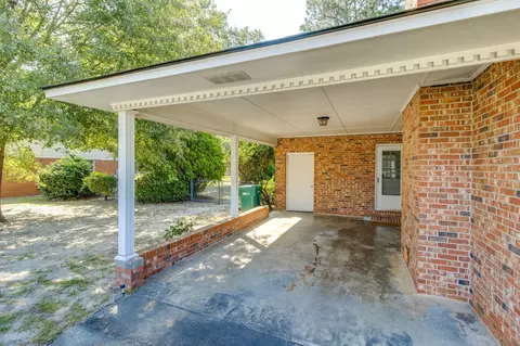 Exterior - 2750 Mccrays Mill Rd, Sumter, SC 29154 photo 2 of 5