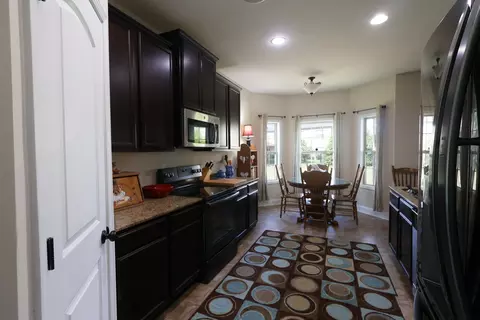 Entry Way - 955 Loring Mill Rd, Sumter, SC 29150 photo 2 of 4