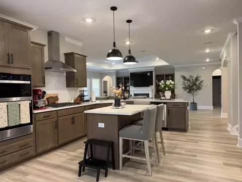Kitchen - 160 Windjammer Way, Sumter, SC 29150 photo 2 of 6