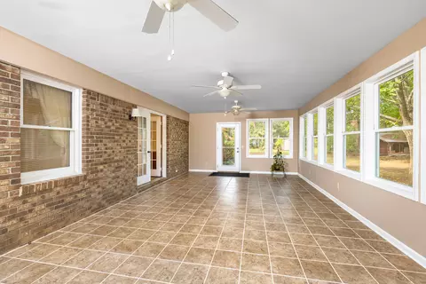 Exterior - 977 Whitehall Dr, Sumter, SC 29154 photo 11 of 11