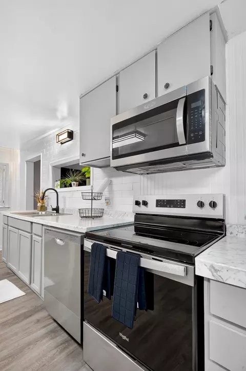 Kitchen - 130 2nd St, Santee, SC 29142 photo 7 of 8