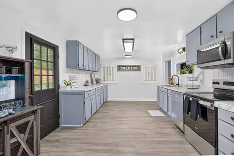 Kitchen - 130 2nd St, Santee, SC 29142 photo 6 of 8
