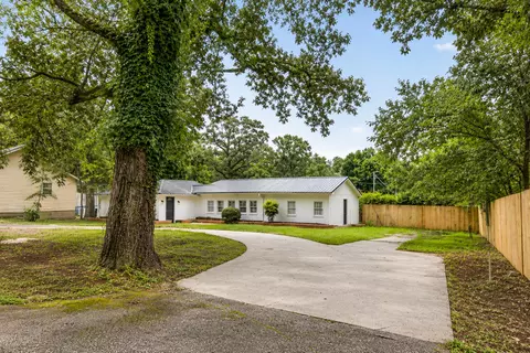 Exterior - 130 2nd St, Santee, SC 29142 photo 6 of 10