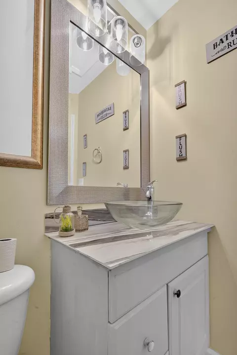 Bath - 130 2nd St, Santee, SC 29142 photo 2 of 8