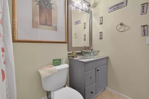 Bath - 130 2nd St, Santee, SC 29142 photo 4 of 8