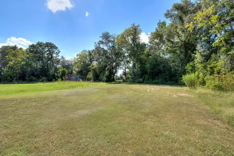 Exterior - 30 N Milton Rd, Sumter, SC 29150 photo 4 of 4