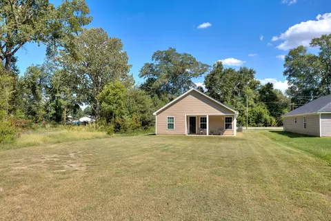 Exterior - 30 N Milton Rd, Sumter, SC 29150 photo 3 of 4