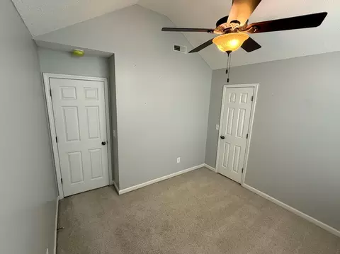 Bedroom - 3185 Foxcroft Cir, Sumter, SC 29154 photo 5 of 9