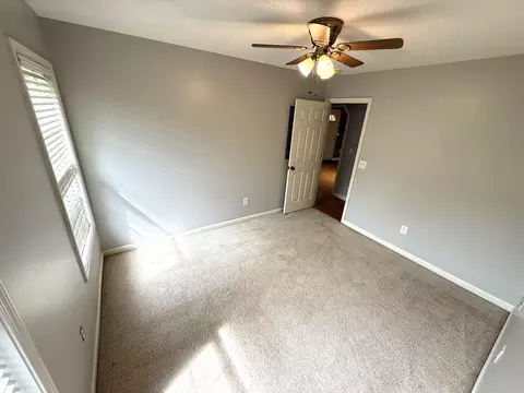 Bedroom - 3185 Foxcroft Cir, Sumter, SC 29154 photo 7 of 9