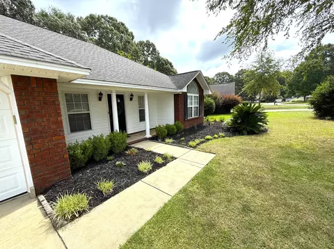 Exterior - 3185 Foxcroft Cir, Sumter, SC 29154 photo 5 of 16