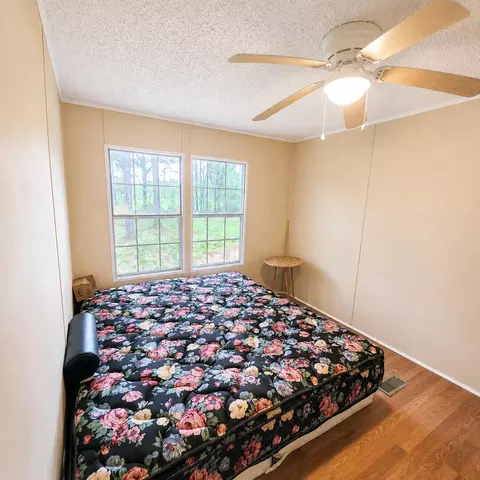 Bedroom - 1078 Sullivan Dr, Manning, SC 29102 photo 1 of 1